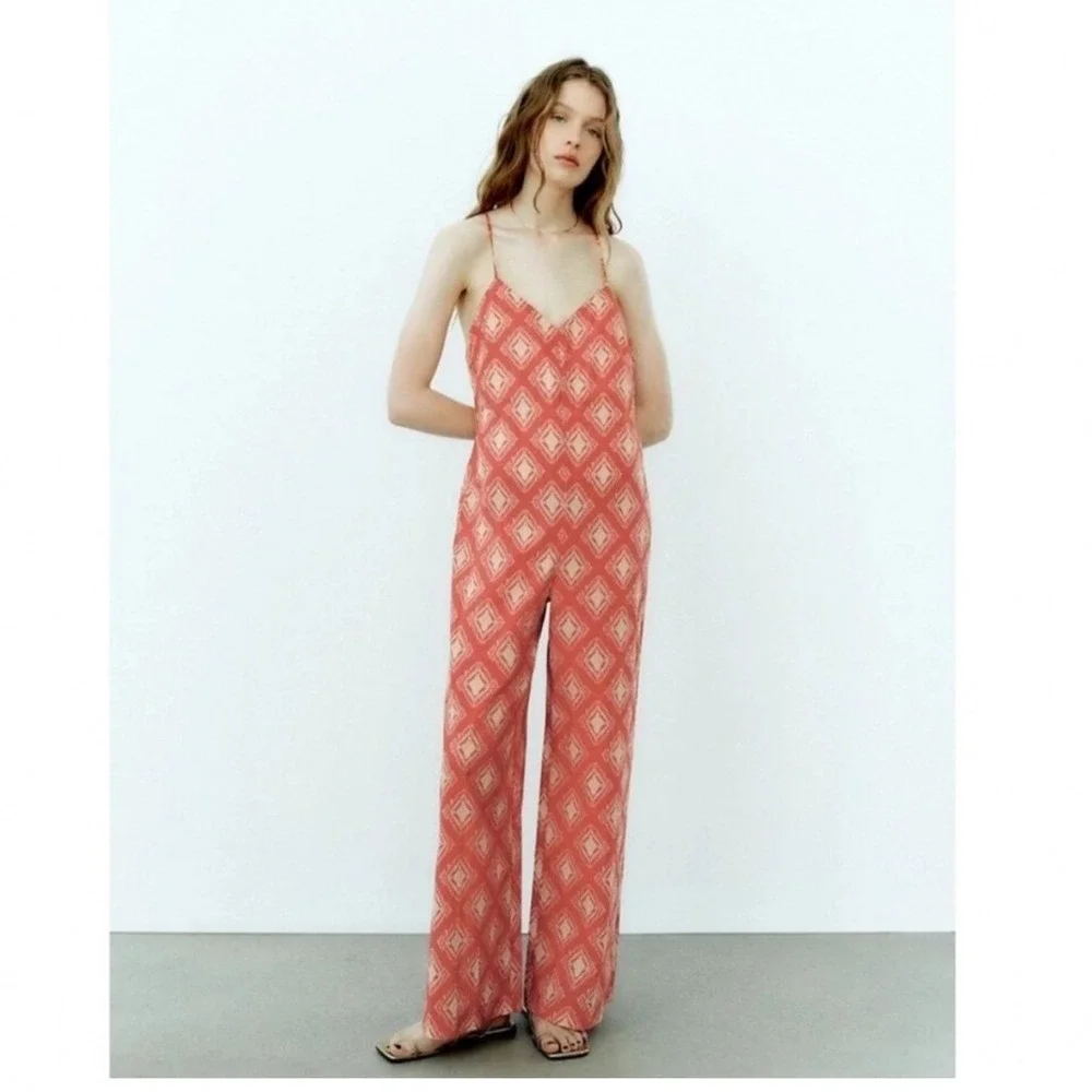 Zara The Jami Jumpsuit V-Neck Open Back Wide Leg Terracotta Print Small‎ NWT